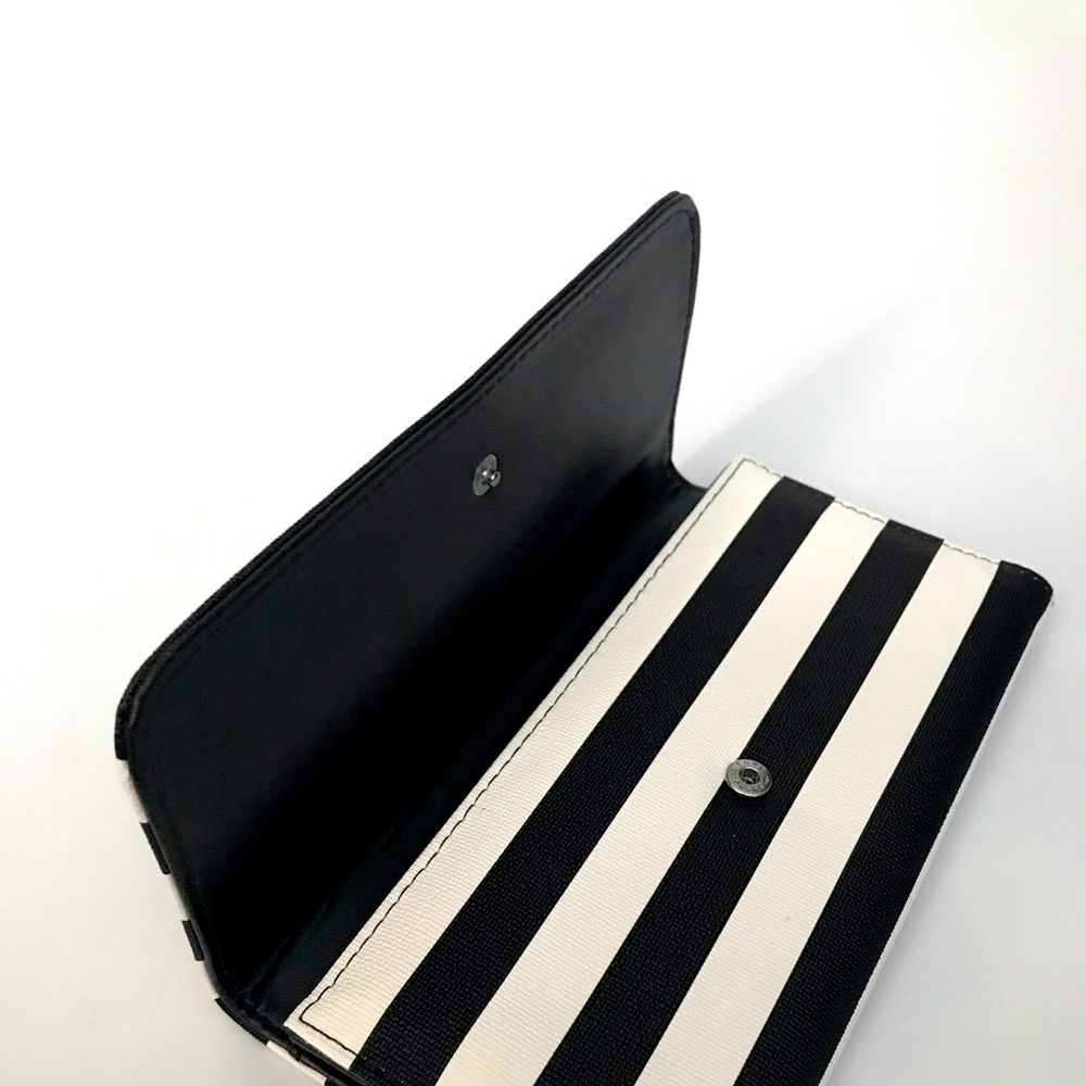 Vegan Leather Trifold Wallet